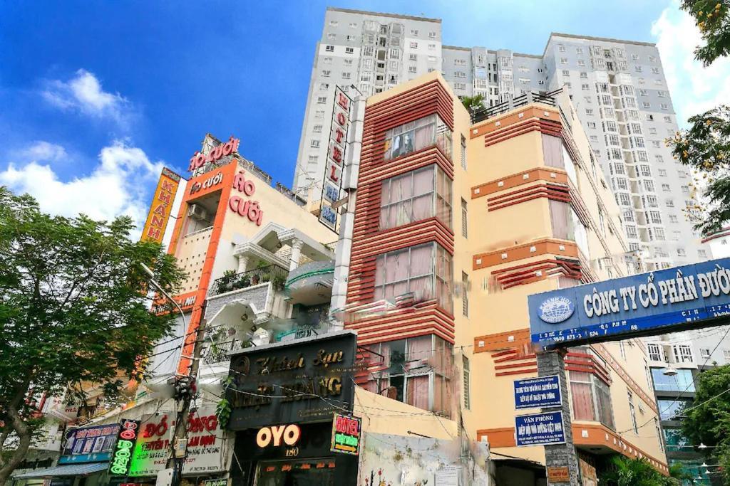 Nhat Hoang Q4 -by Bay Luxury Hotel Hô Chi Minh-Ville