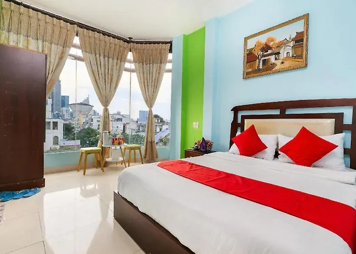 Nhat Hoang Hotel Q4 -By Bay Luxury